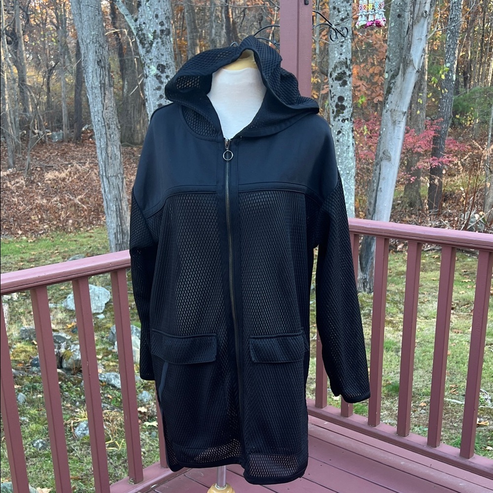 Zara Trafaluc women’s large black Mesh Hooded zippered Jacket.